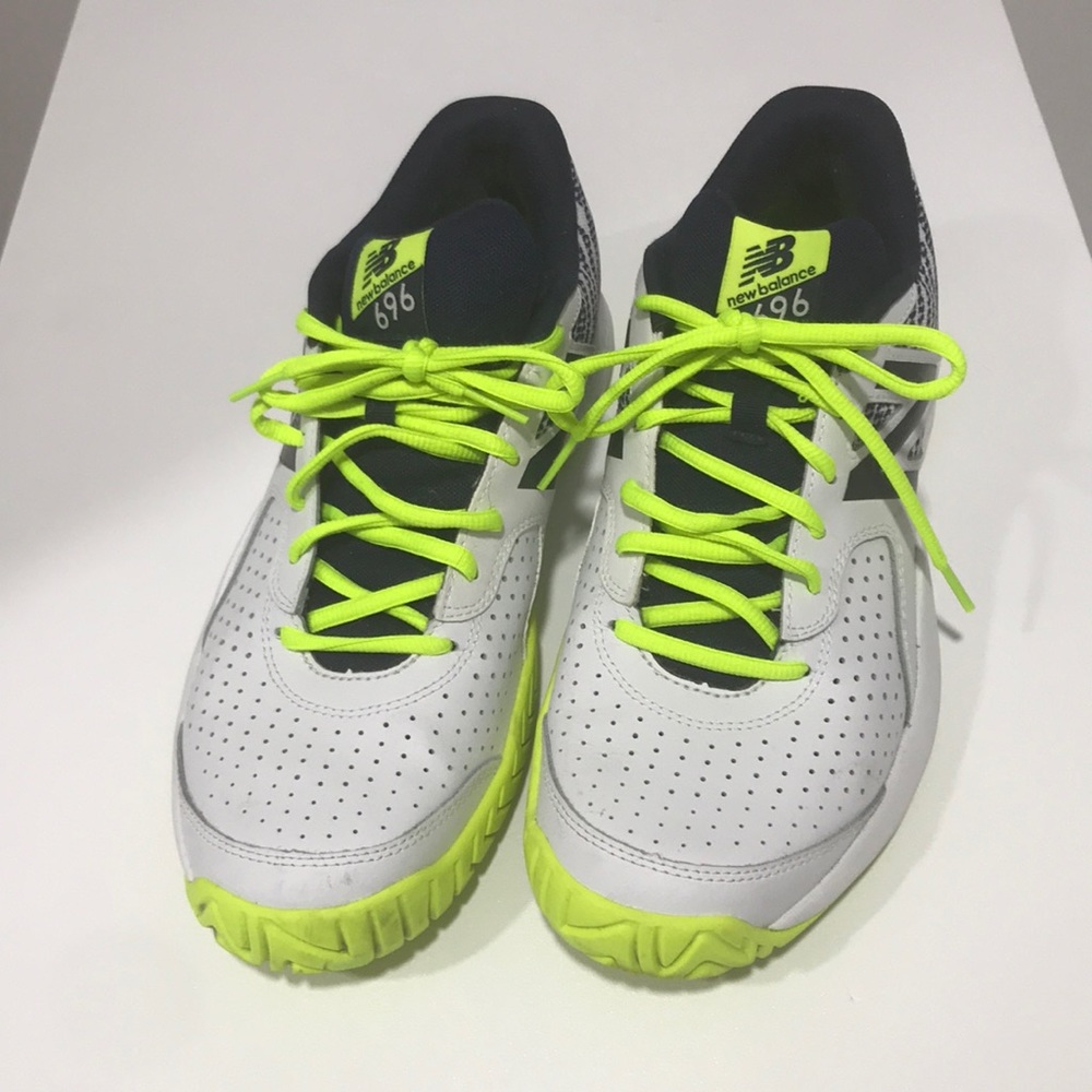 New Balance tennis sneakers Men’s Sz 10.5